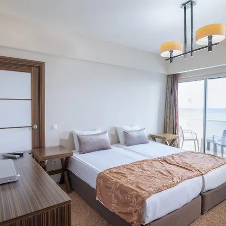Crystal Family & Resort 5*