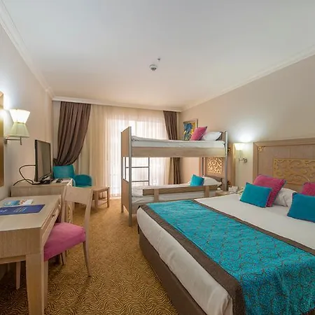 Crystal Family & Resort 5*